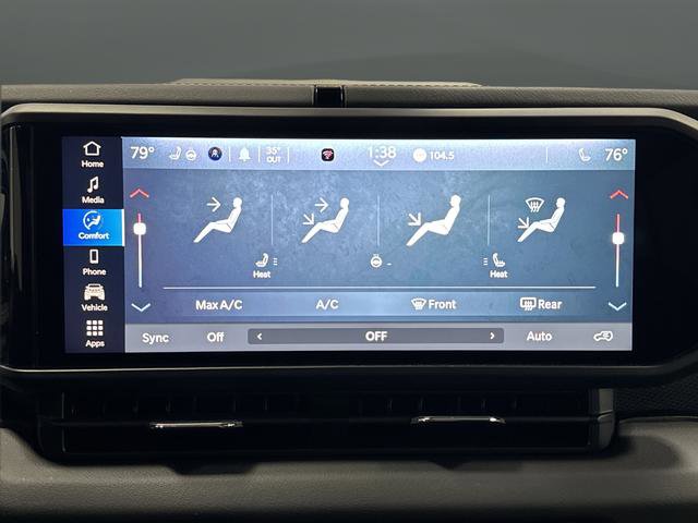 Used 2024 Jeep Wrangler Unlimited Rubicon w/ Convenience Group image 17