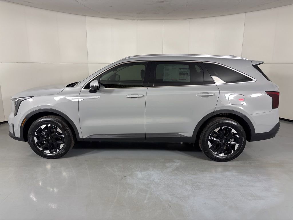 New 2026 Kia Sorento S image 5
