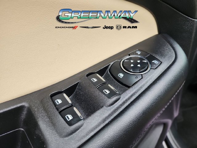 Used 2023 Ford Edge SEL w/ Convenience Package AWD/4WD image 16