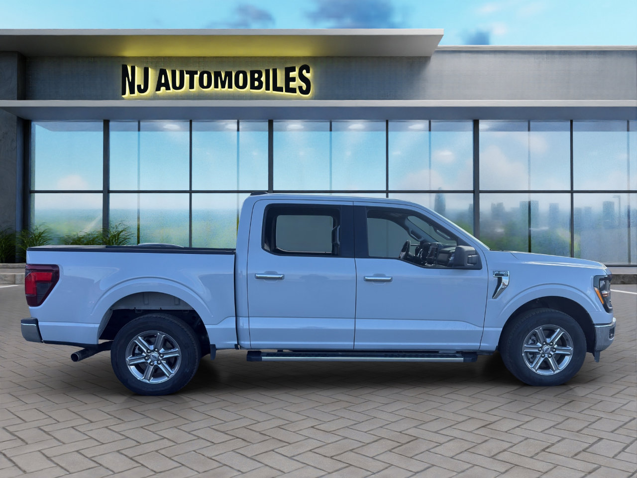 Used 2025 Ford F150 XLT w/ Equipment Group 301A Standard image 8