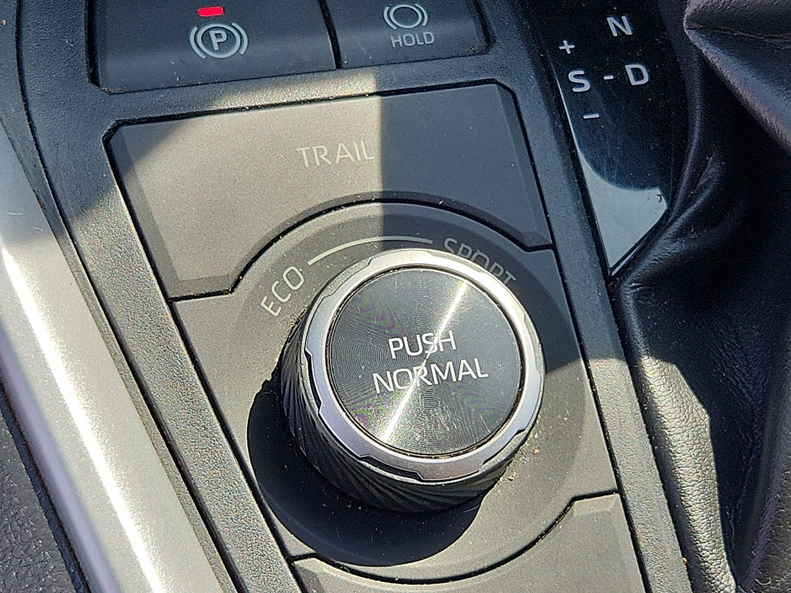 Used 2019 Toyota RAV4 XSE w/ All Weather Liner Package AWD/4WD image 26