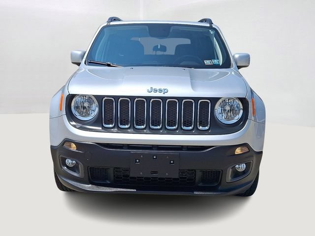 Used 2018 Jeep Renegade Latitude AWD/4WD image 2