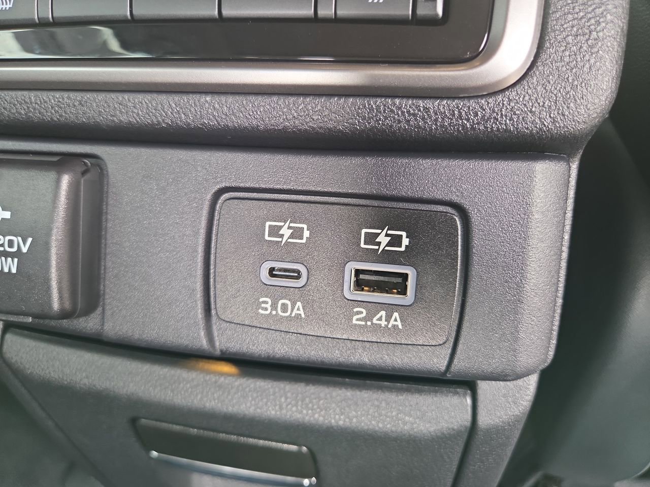 Certified 2025 Subaru Ascent Touring AWD/4WD image 24