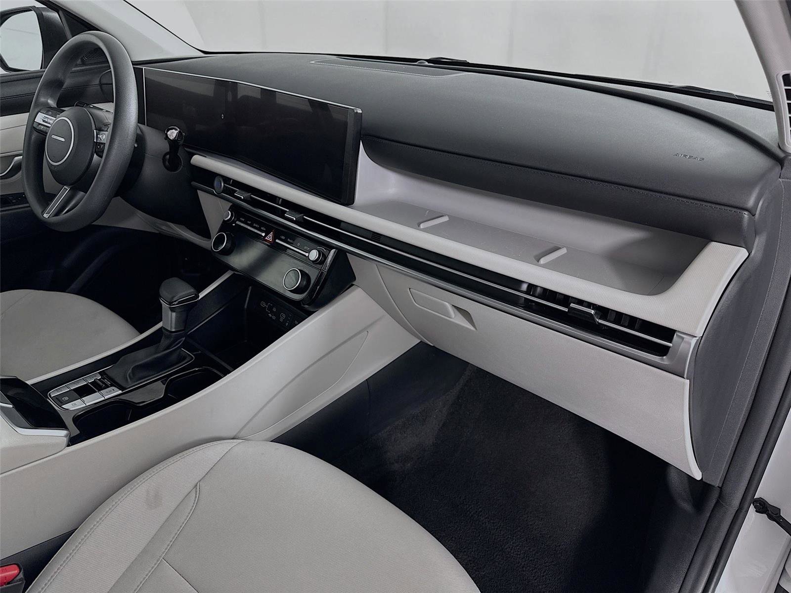 Used 2025 Hyundai Tucson SEL AWD/4WD image 28