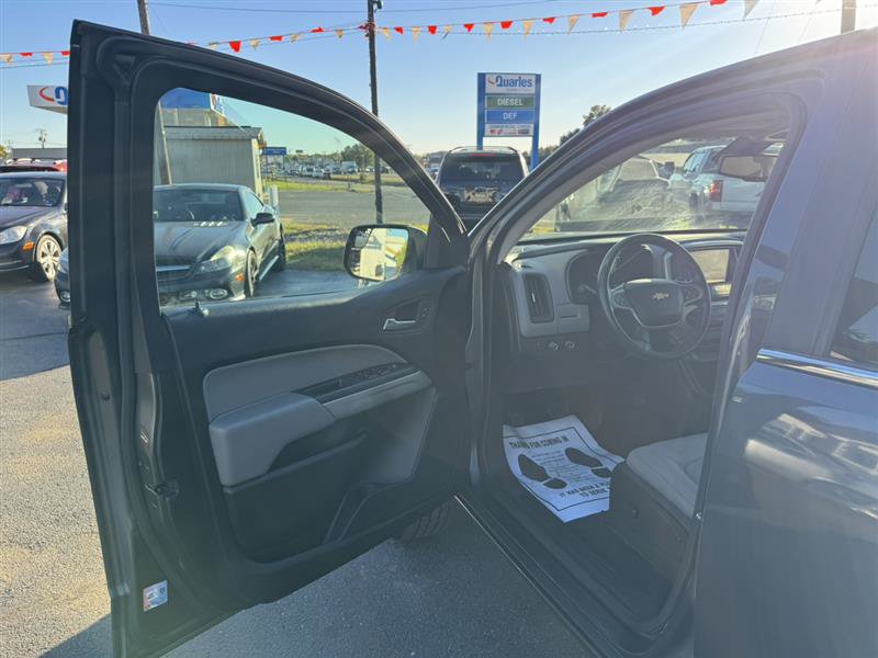 Used 2016 Chevrolet Colorado LT w/ LT Convenience Package AWD/4WD image 20