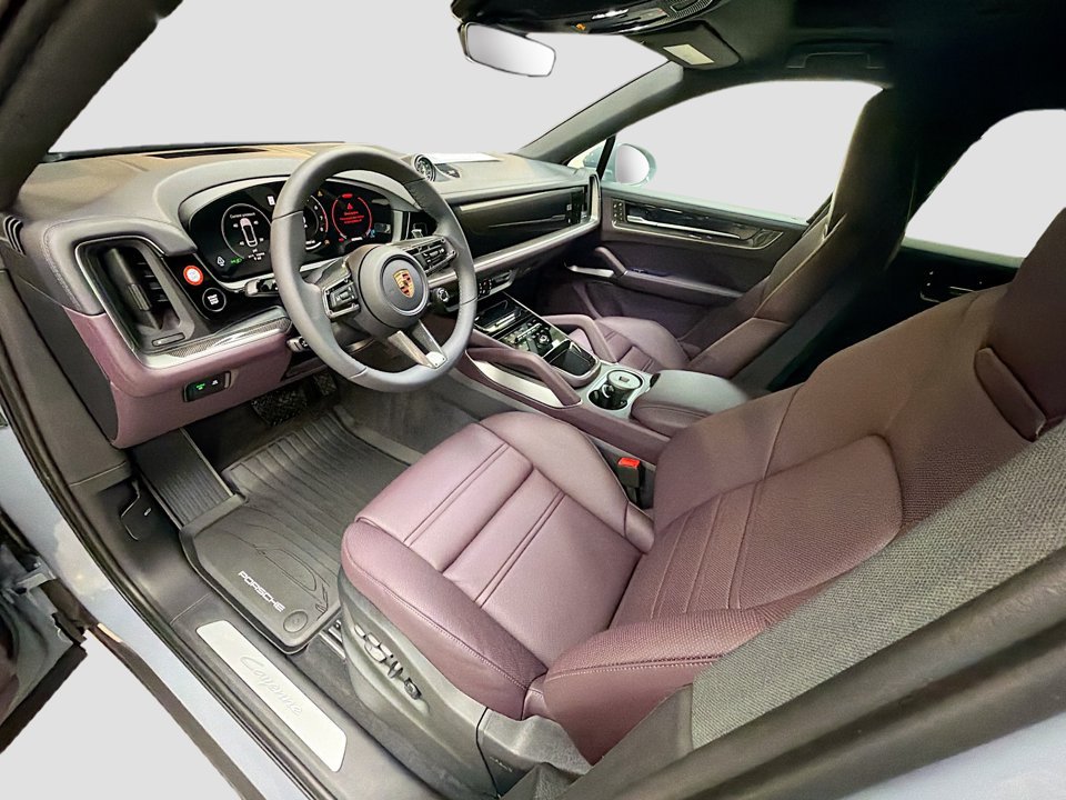 New 2026 Porsche Cayenne Coupe AWD/4WD image 5