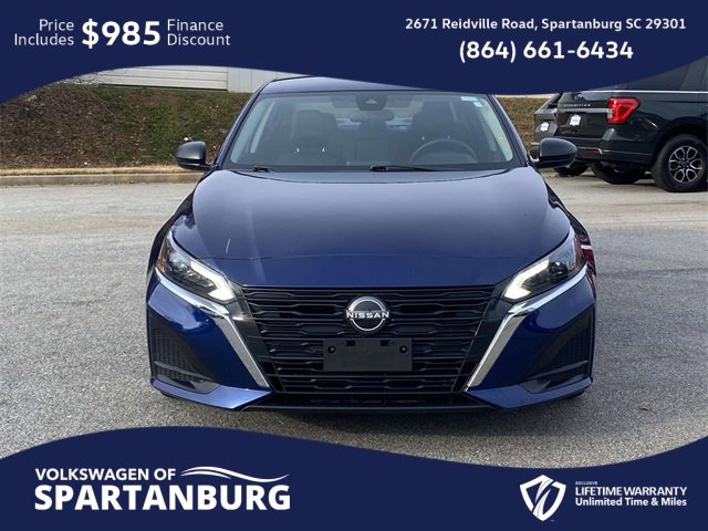 Used 2024 Nissan Altima 2.5 S image 2