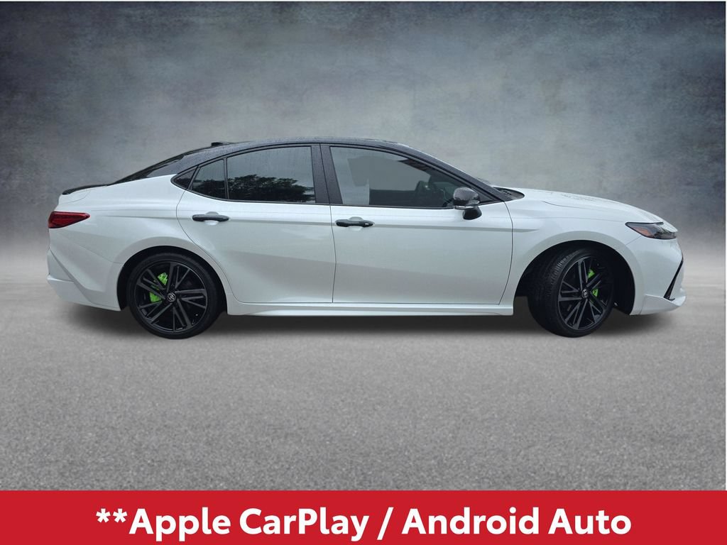 Used 2025 Toyota Camry XSE FWD image 3