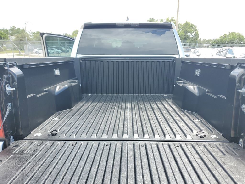 New 2025 Toyota Tacoma SR5 image 18