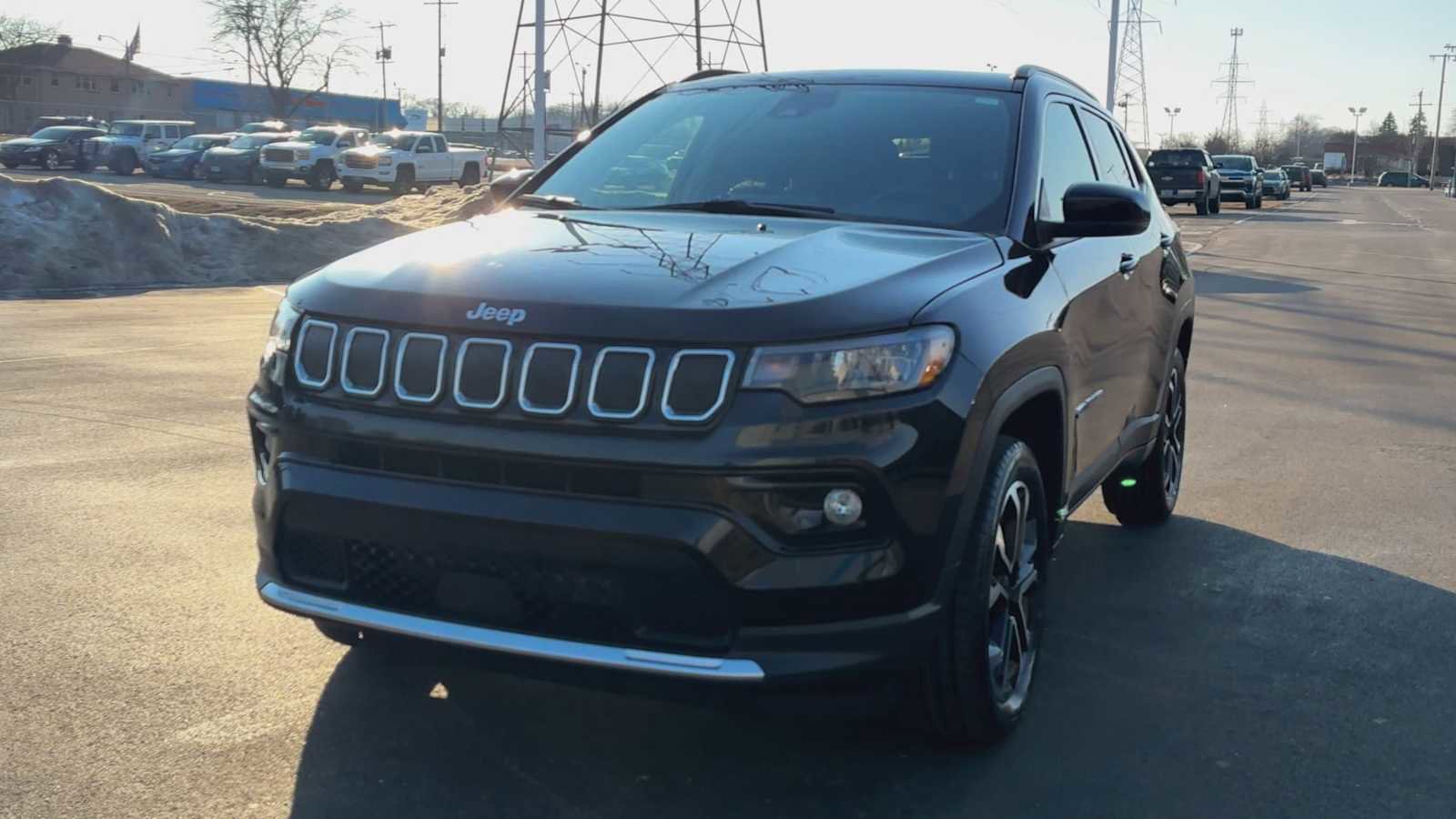 Used 2022 Jeep Compass Limited w/ Sun and Sound Group image 7