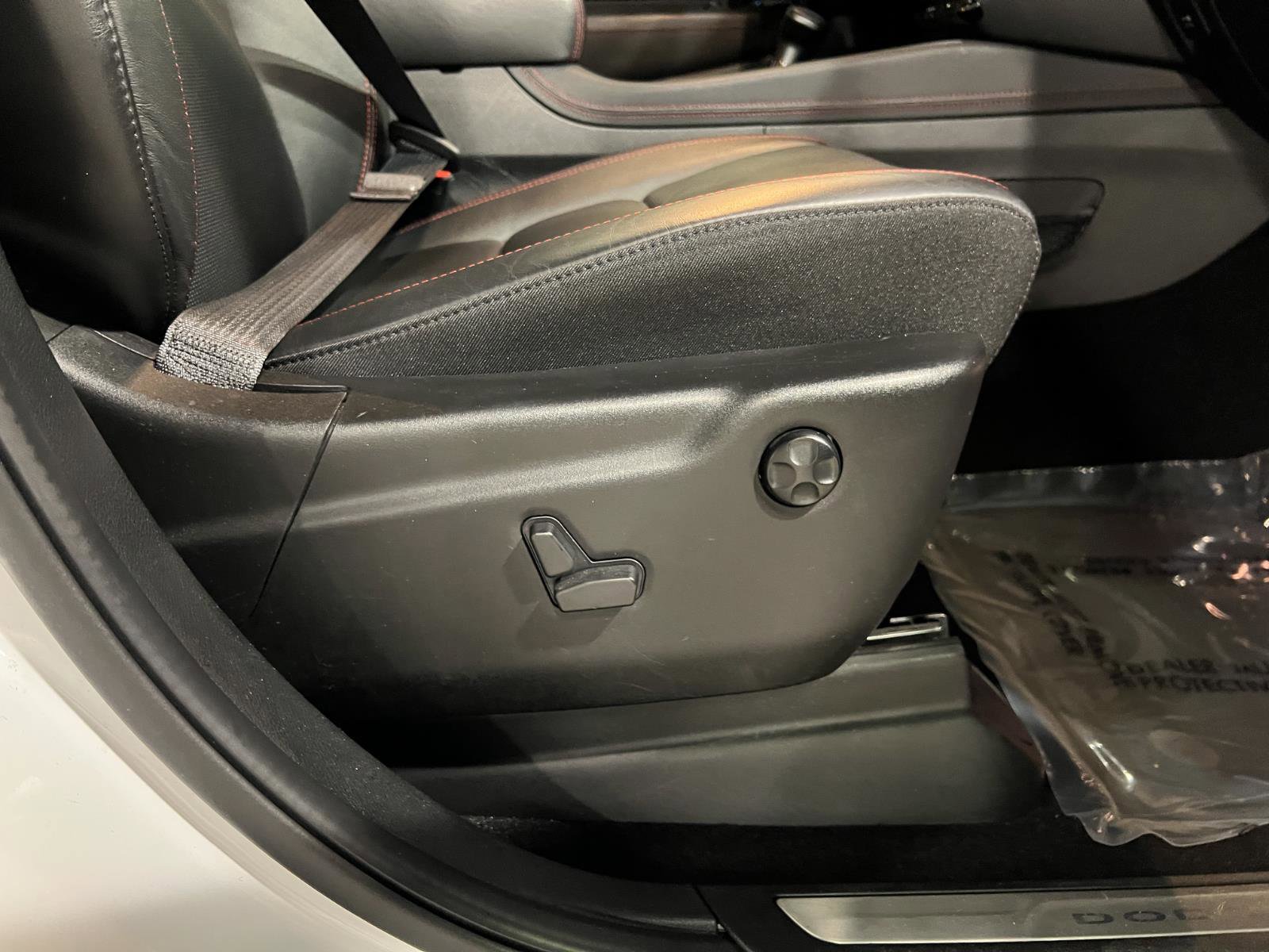 Used 2024 Dodge Durango R/T image 44