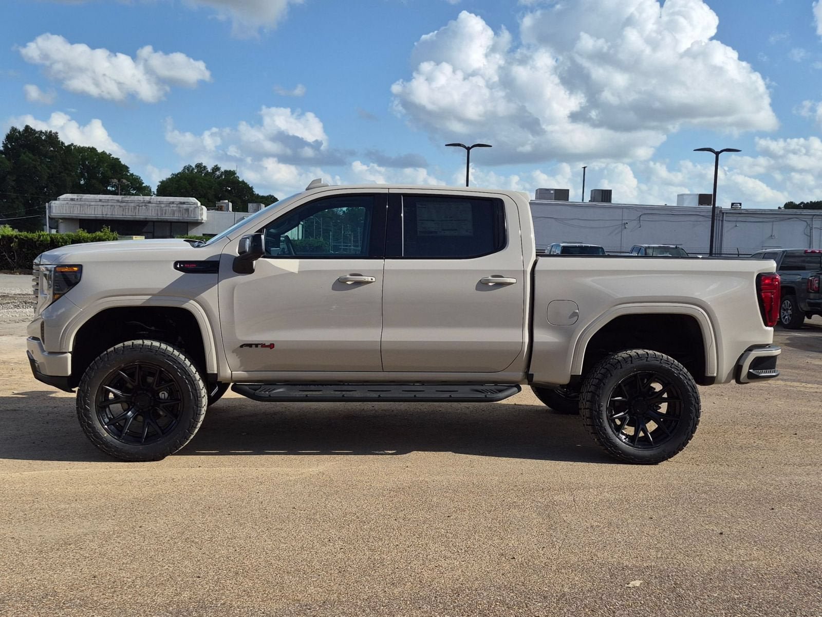 New 2026 GMC Sierra 1500 AT4 w/ AT4 Premium Package AWD/4WD image 2