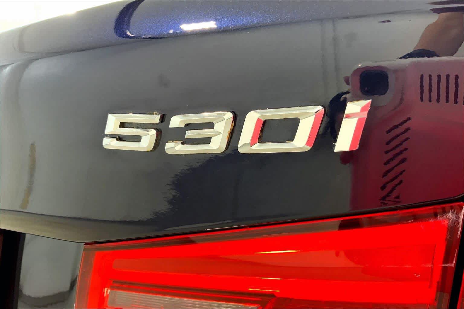 Used 2018 BMW 530i xDrive w/ Premium Package AWD/4WD image 29