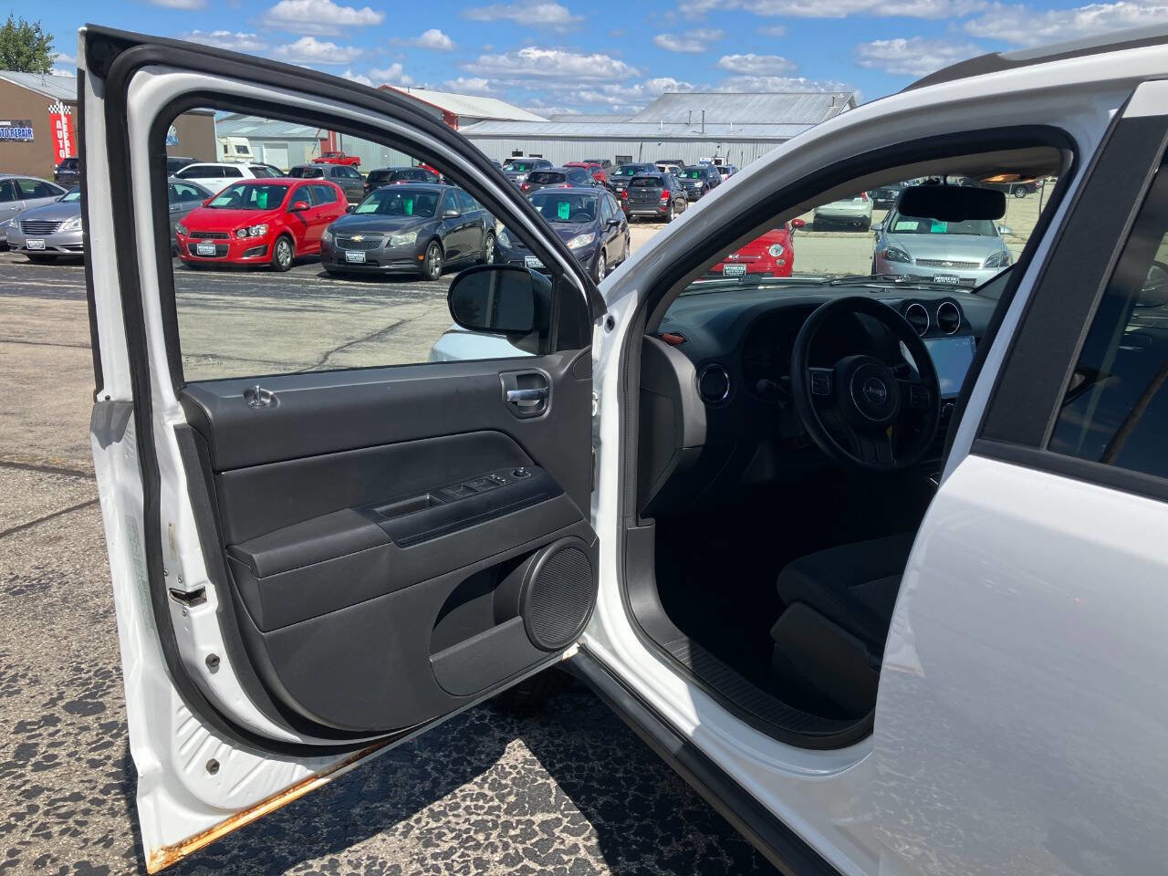 Used 2016 Jeep Compass Sport w/ Power Value Group image 9