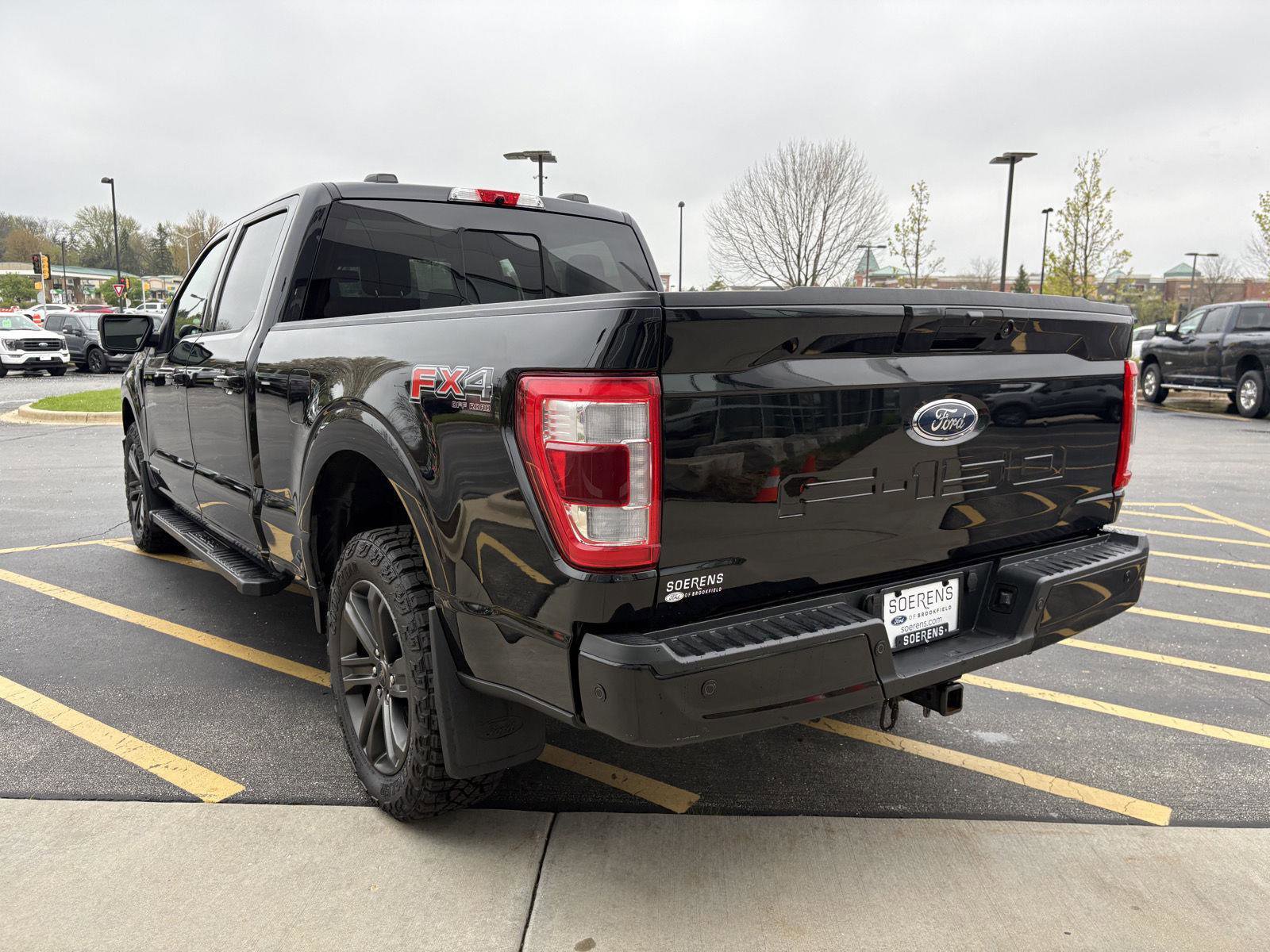 Used 2022 Ford F150 Lariat w/ Equipment Group 502A High AWD/4WD image 4