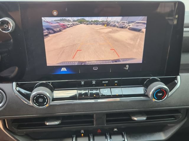 Used 2024 Chevrolet Colorado Trail Boss w/ Advanced Trailering Package AWD/4WD image 17