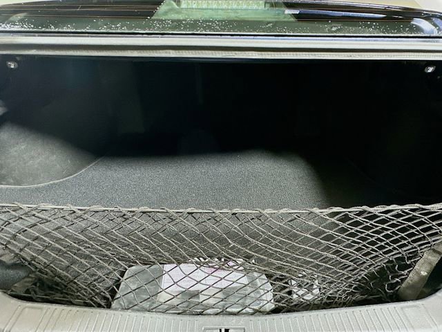 Used 2019 Toyota Avalon Limited image 28