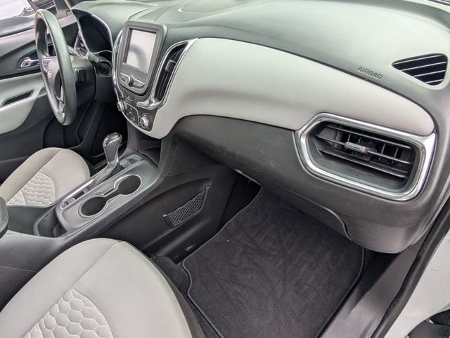 Used 2018 Chevrolet Equinox LS image 17