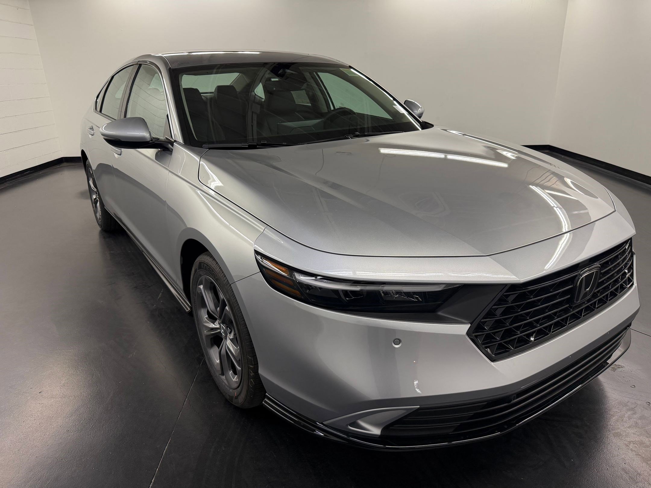 New 2026 Honda Accord EX-L image 7