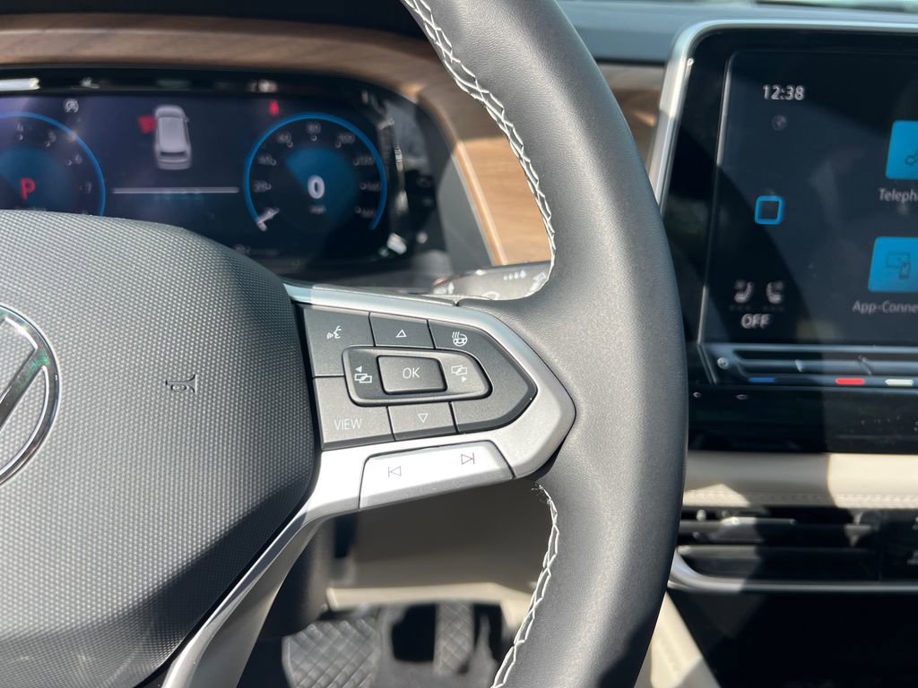 New 2026 Volkswagen Atlas SE image 28