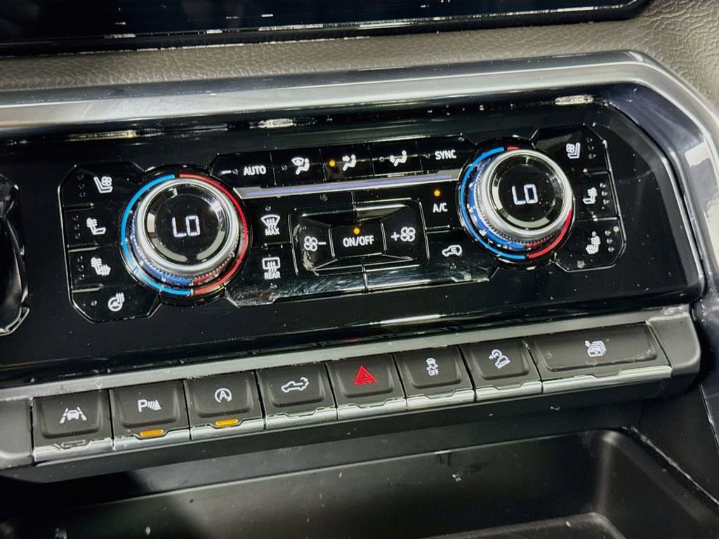 Used 2023 GMC Sierra 1500 Denali w/ Technology Package AWD/4WD image 18