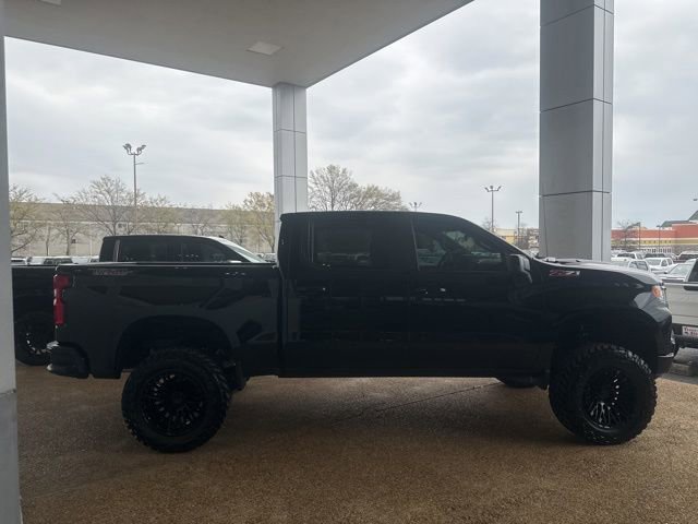 New 2026 Chevrolet Silverado 1500 LT Trail Boss w/ Convenience Package II image 2