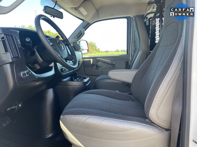 Used 2024 Chevrolet Express 2500 Work Van w/ Driver Convenience Package image 11