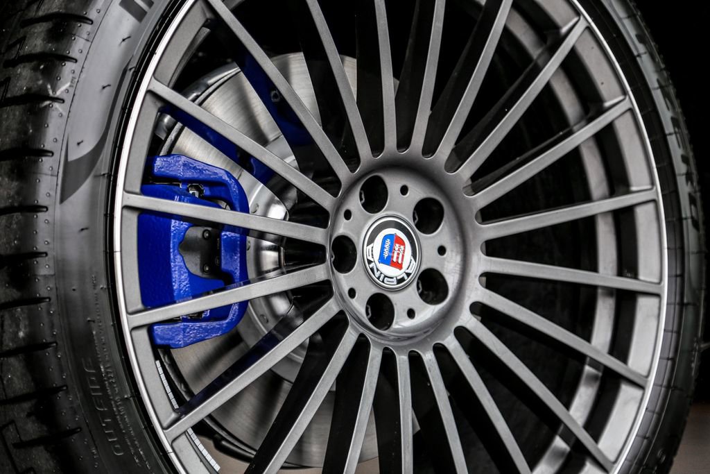 New 2026 BMW ALPINA XB7 image 8