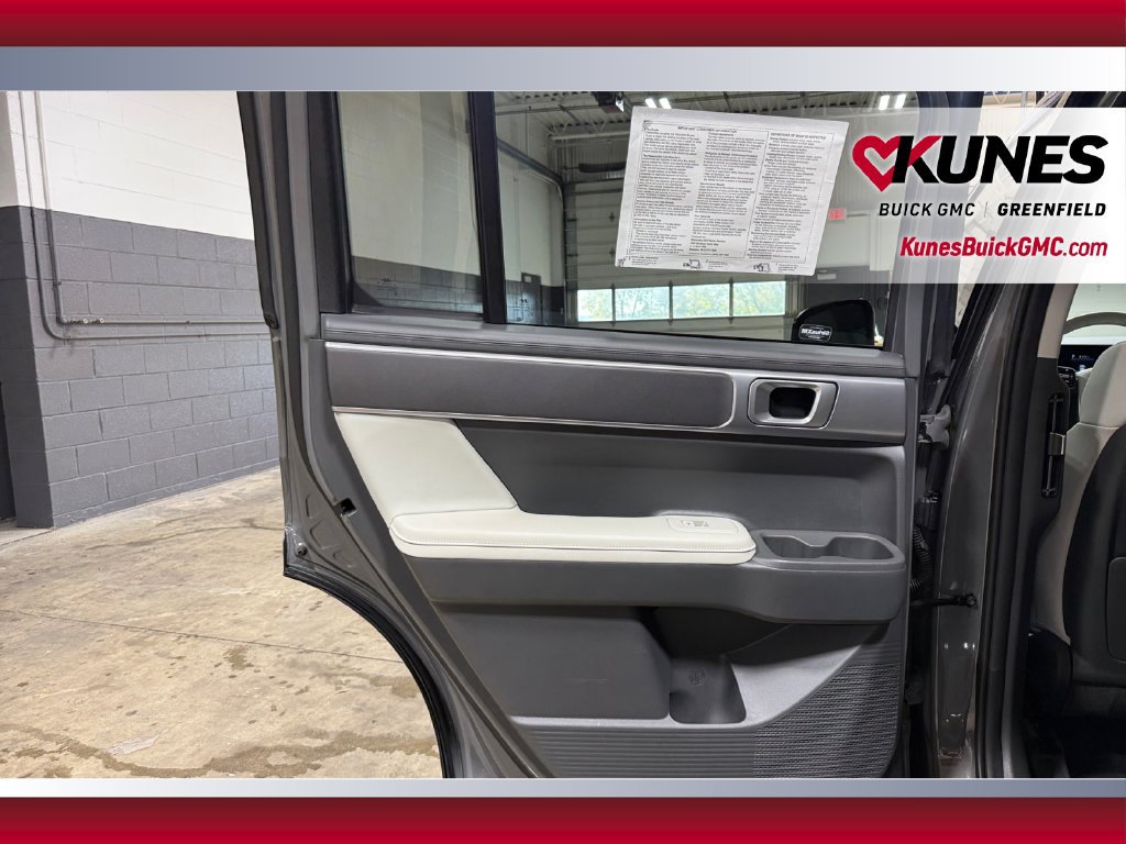 Used 2026 Hyundai Santa Fe SEL FWD image 34