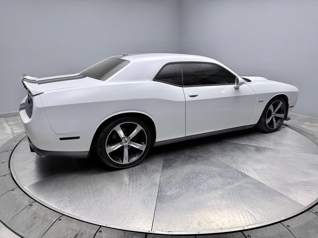 Used 2019 Dodge Challenger R/T w/ Driver Convenience Group RWD image 5