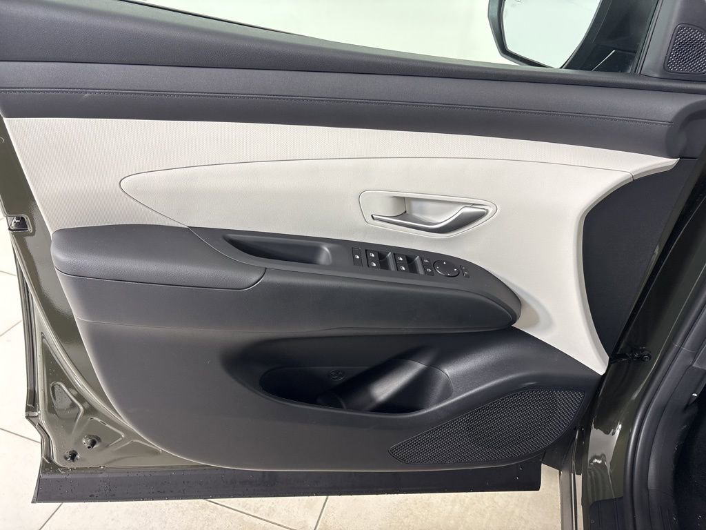 New 2026 Hyundai Tucson SE FWD image 16
