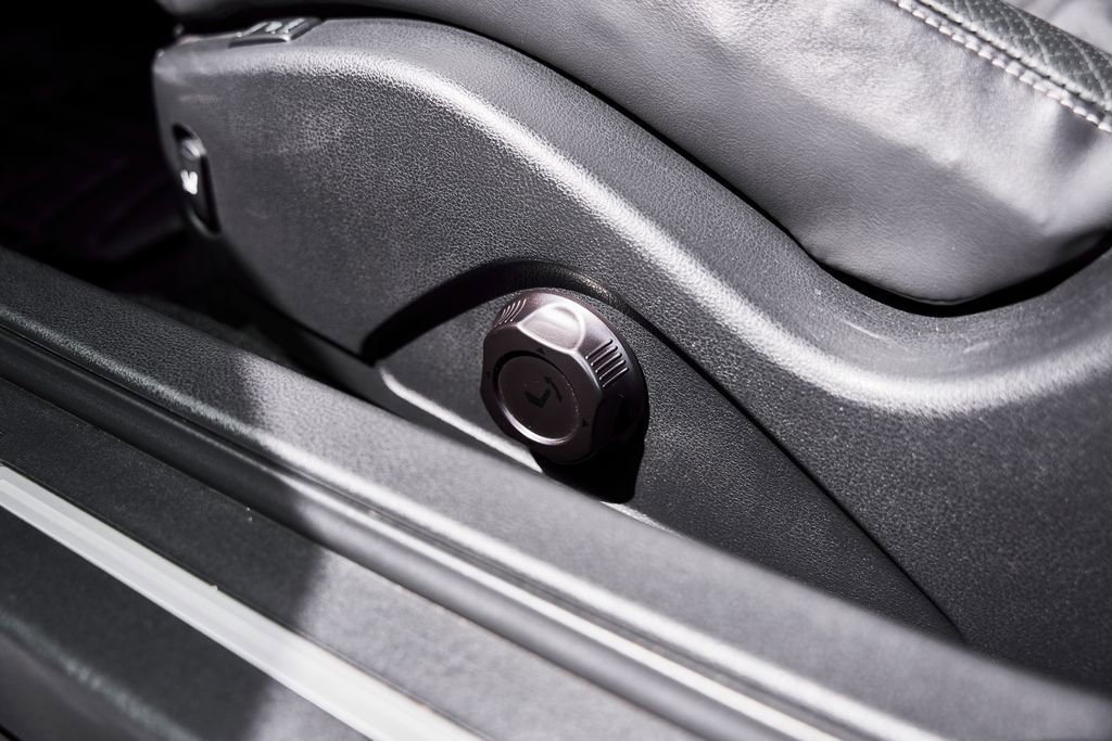 Used 2021 Nissan GT-R Premium image 39