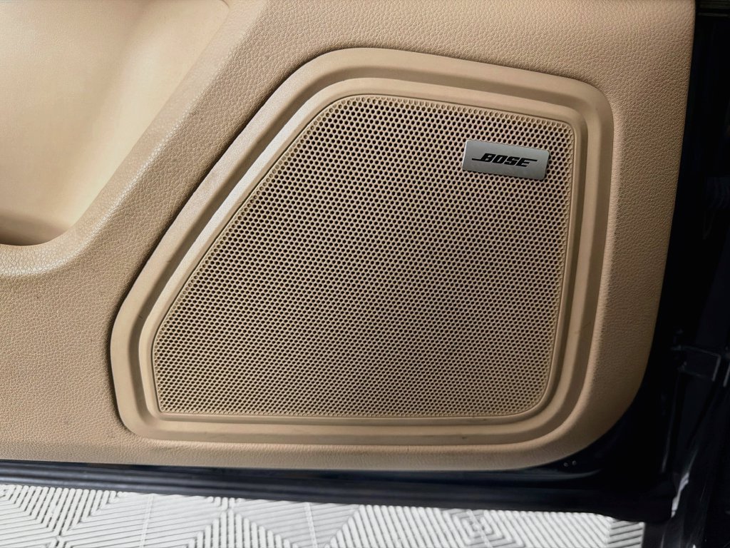 Certified 2023 Porsche Macan S AWD/4WD image 21