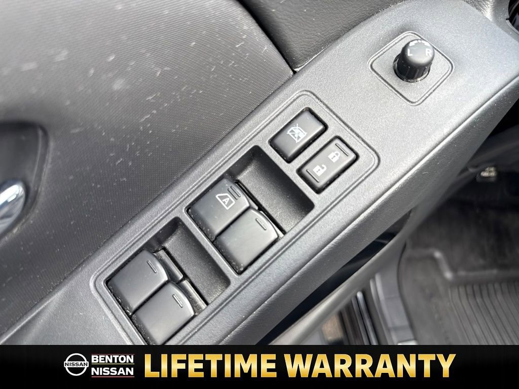 Certified 2023 Nissan Frontier SV w/ Midnight Edition Package image 13