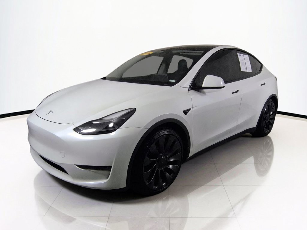 Used 2024 Tesla Model Y Performance AWD/4WD image 11