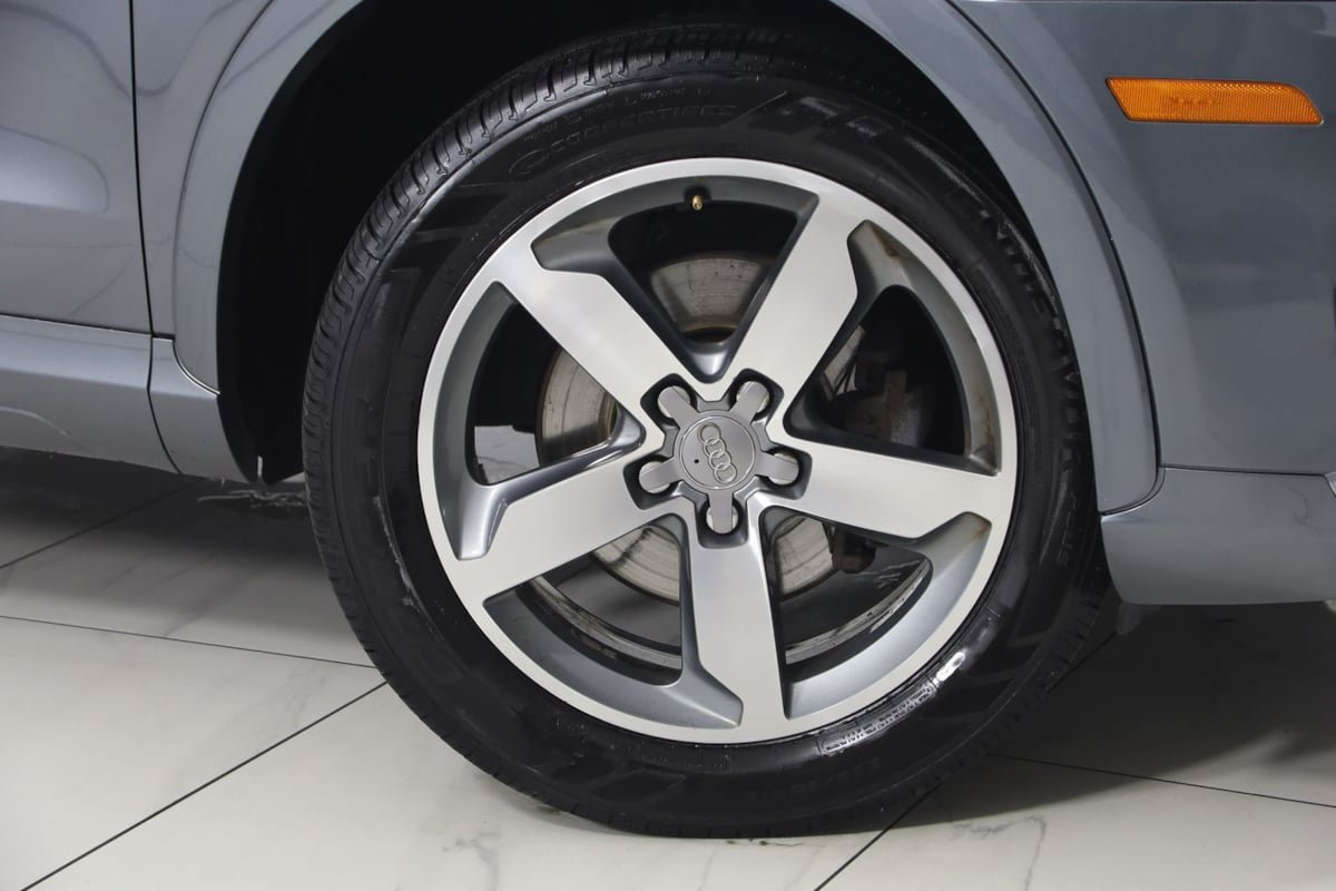 Used 2015 Audi Q3 2.0T Prestige w/ Prestige Package AWD/4WD image 15