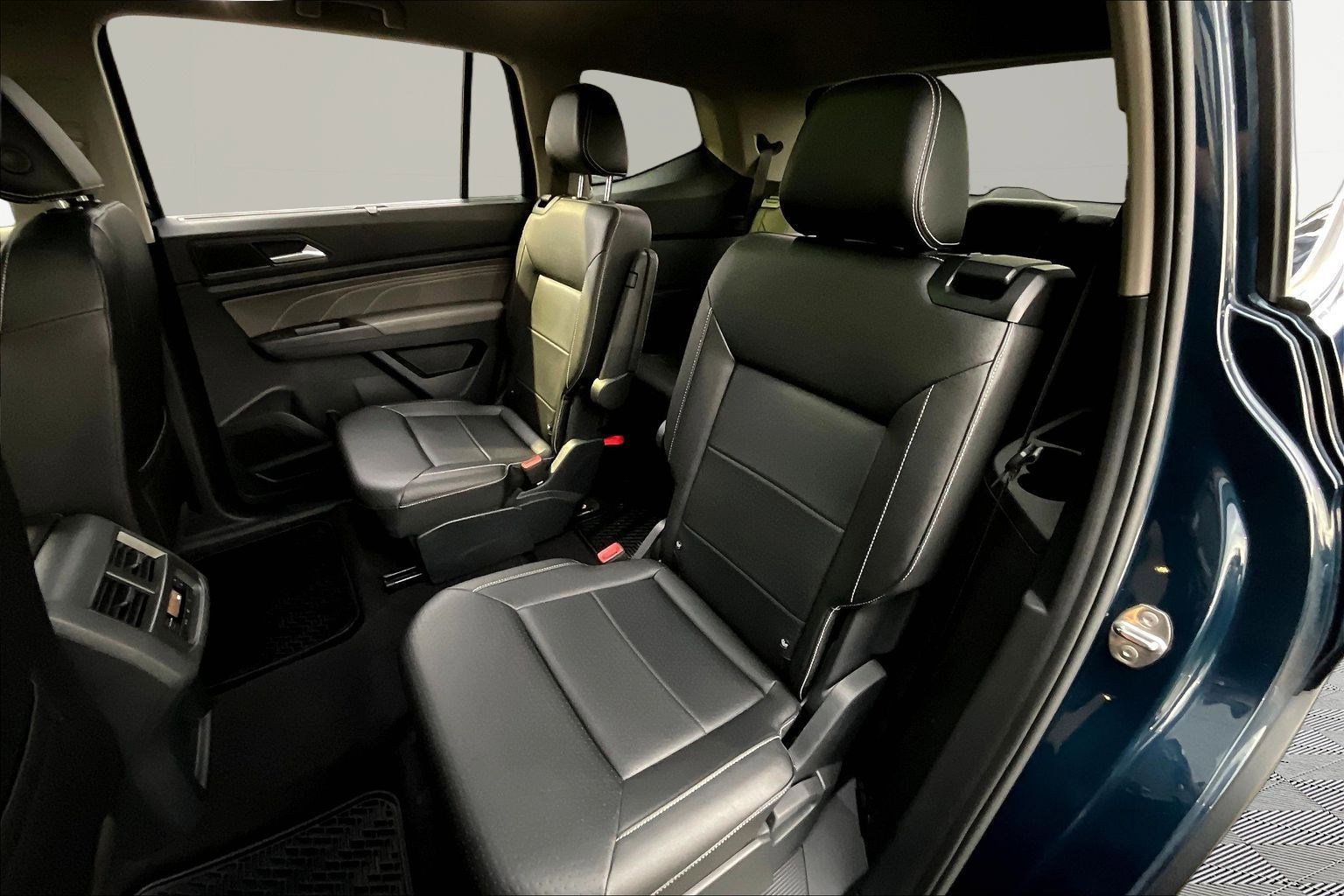 Used 2021 Volkswagen Atlas SE image 22