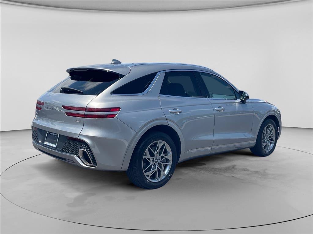 Used 2025 Genesis GV70 2.5T AWD/4WD image 7