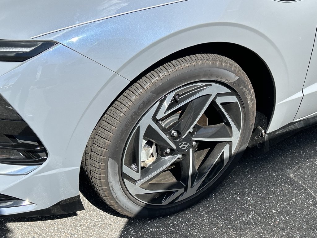 Used 2026 Hyundai Sonata SEL FWD image 10