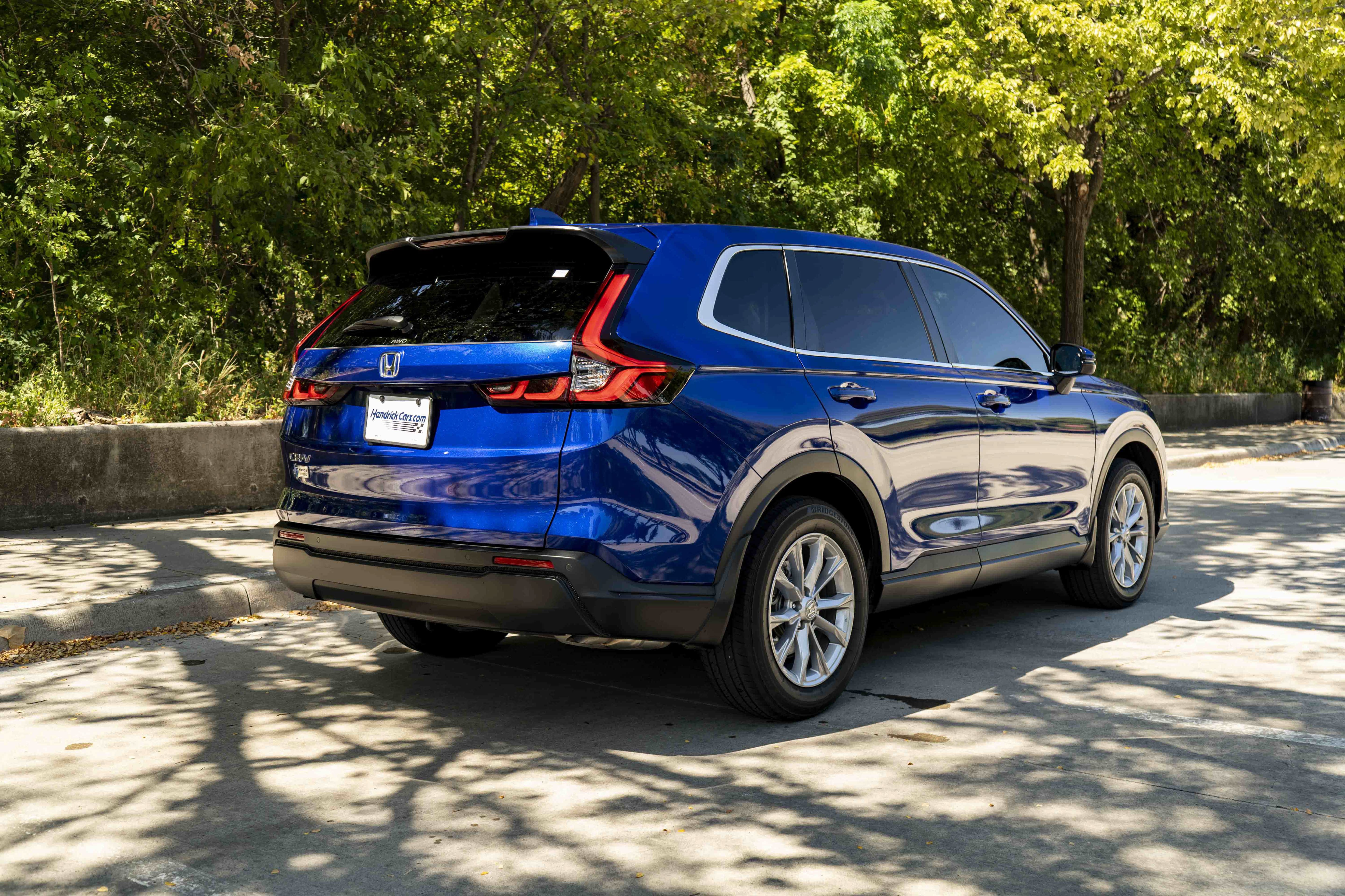 Used 2025 Honda CR-V EX-L image 9
