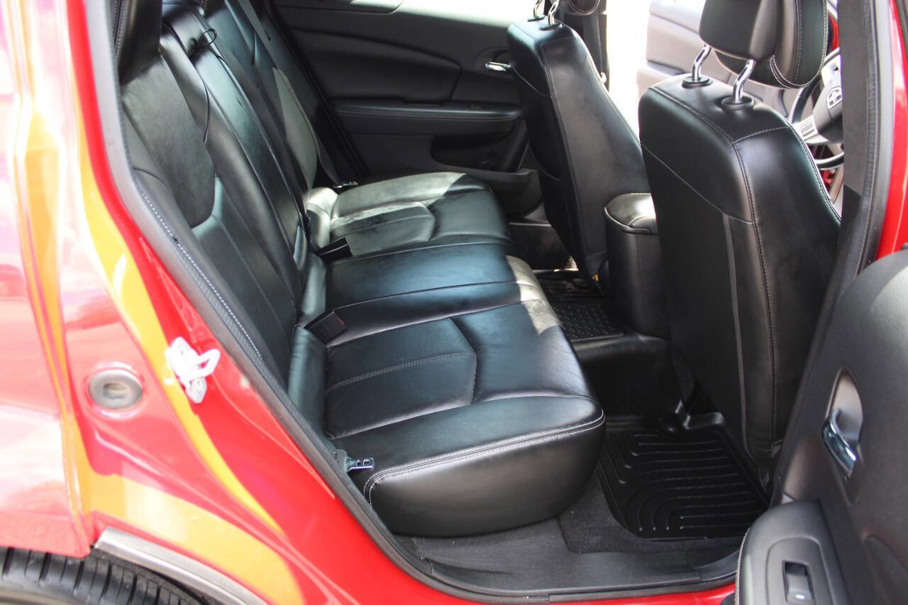 Used 2013 Dodge Avenger SXT w/ Blacktop Pkg FWD image 34