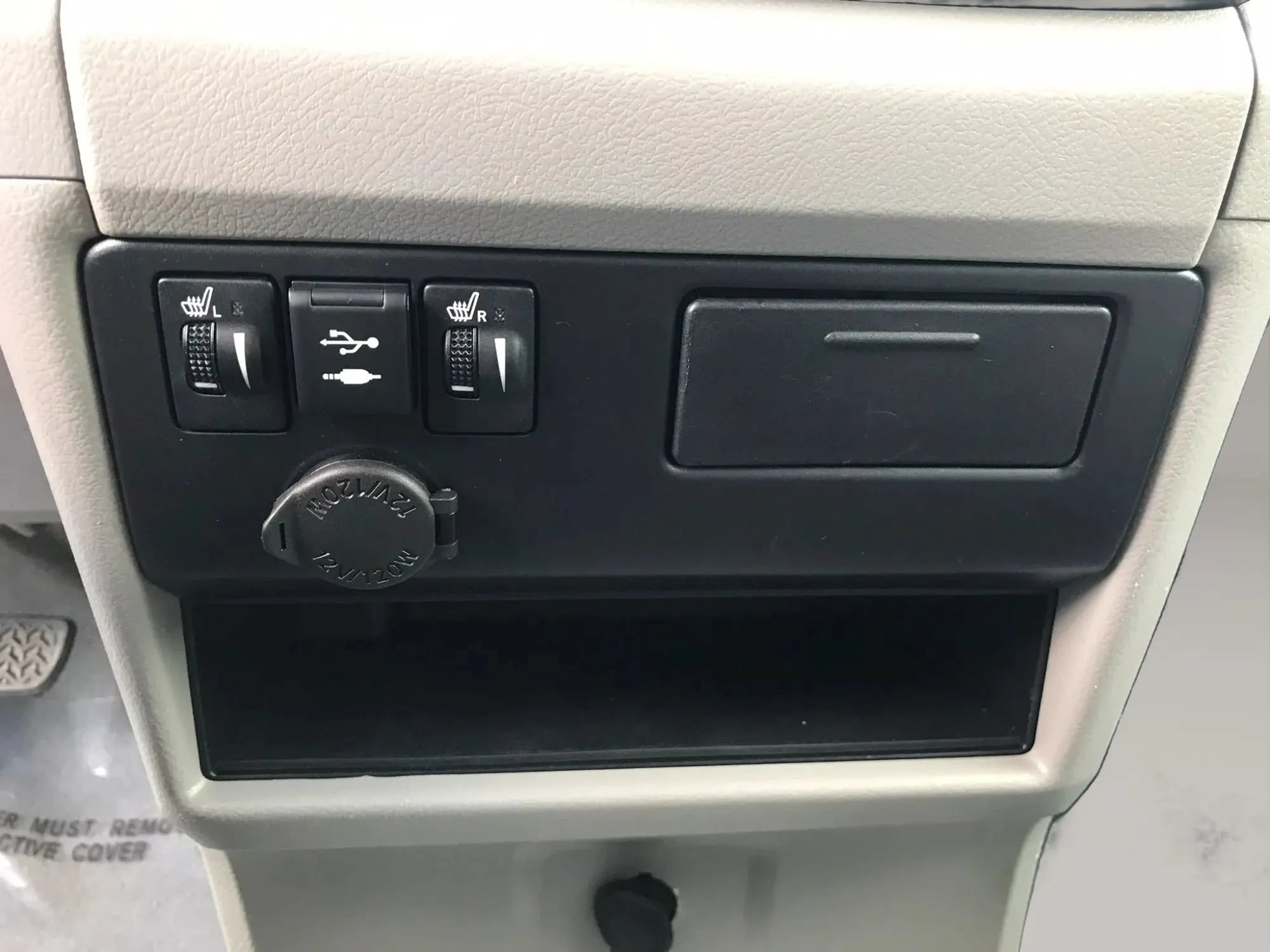 Used 2019 Toyota Sienna XLE AWD/4WD image 27