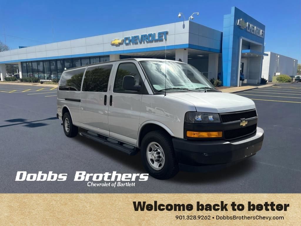 Used 2020 Chevrolet Express 3500 LS image 1