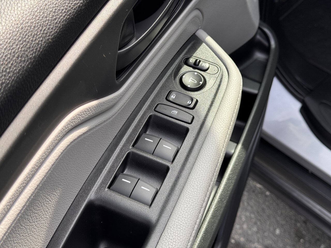 Used 2018 Honda Odyssey EX-L image 31