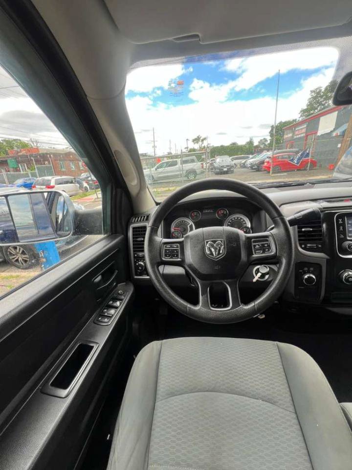 Used 2013 RAM 1500 Express AWD/4WD image 27