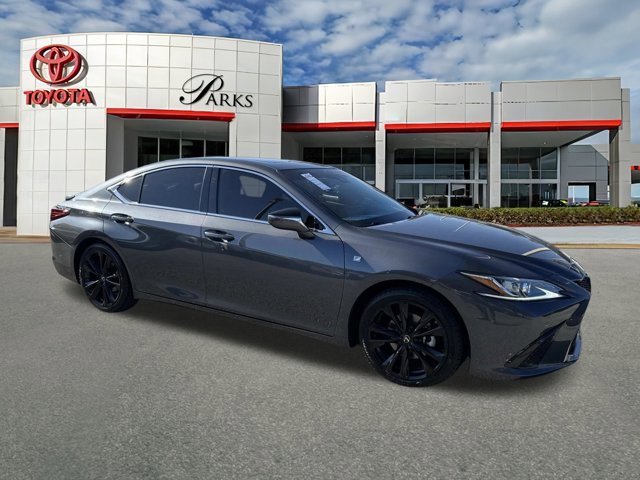 Used 2022 Lexus ES 350 F Sport w/ Accessory Package 2