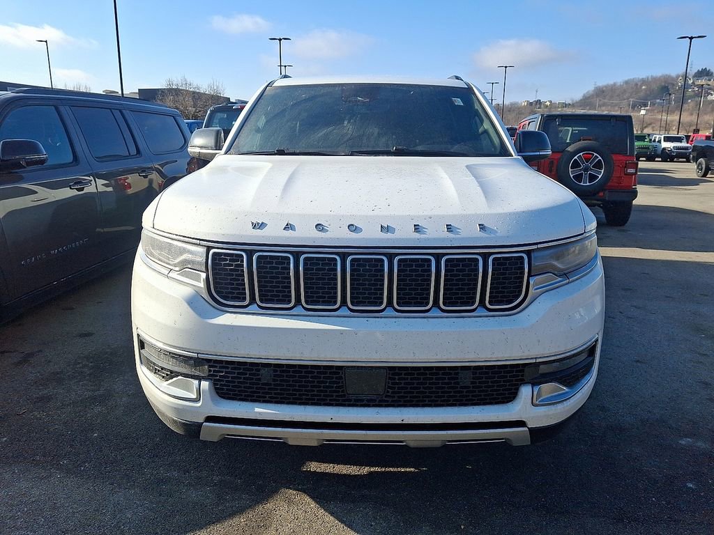Used 2024 Jeep Wagoneer Series II AWD/4WD image 2