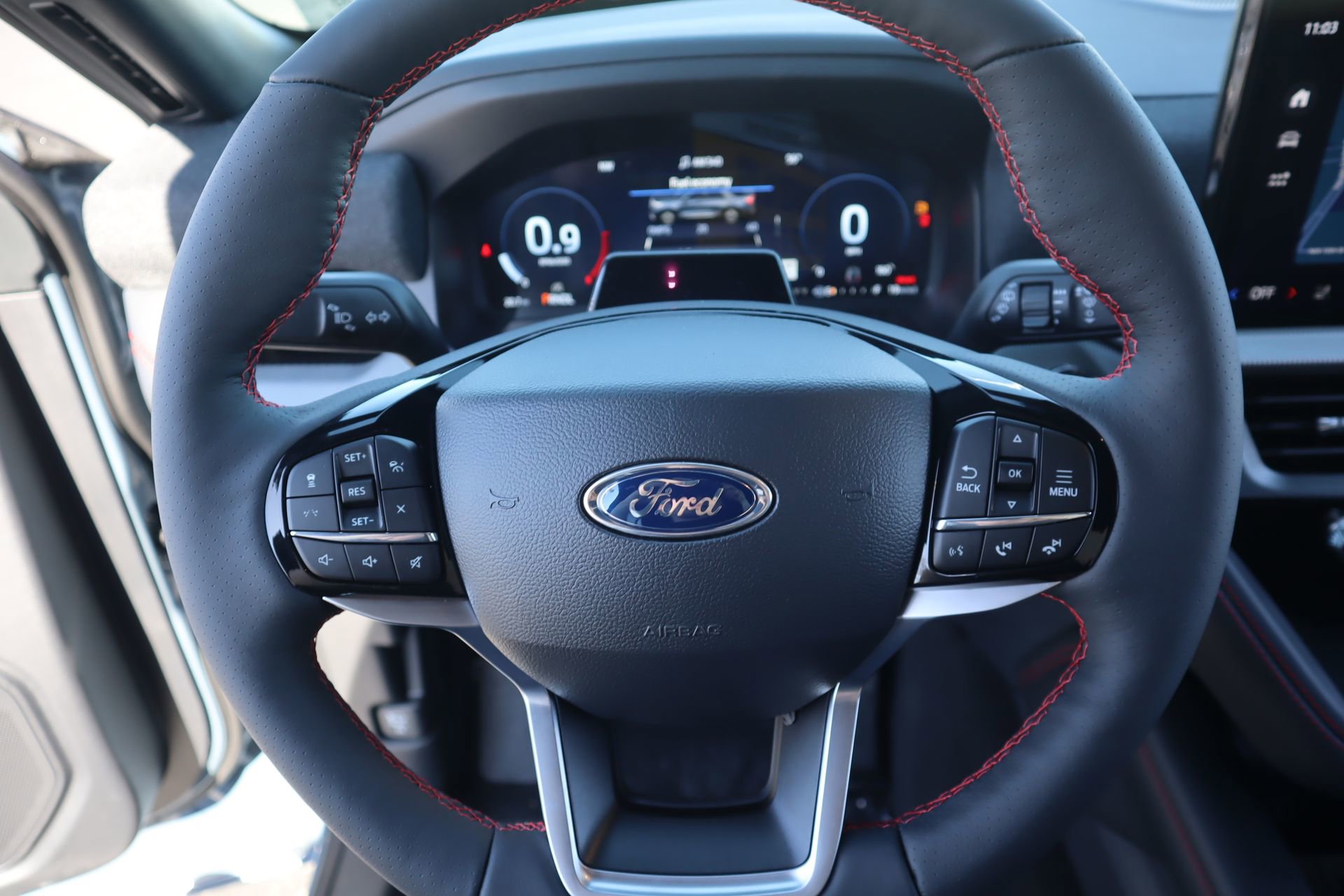 New 2026 Ford Explorer ST-Line w/ ST-Line Street Pack image 3