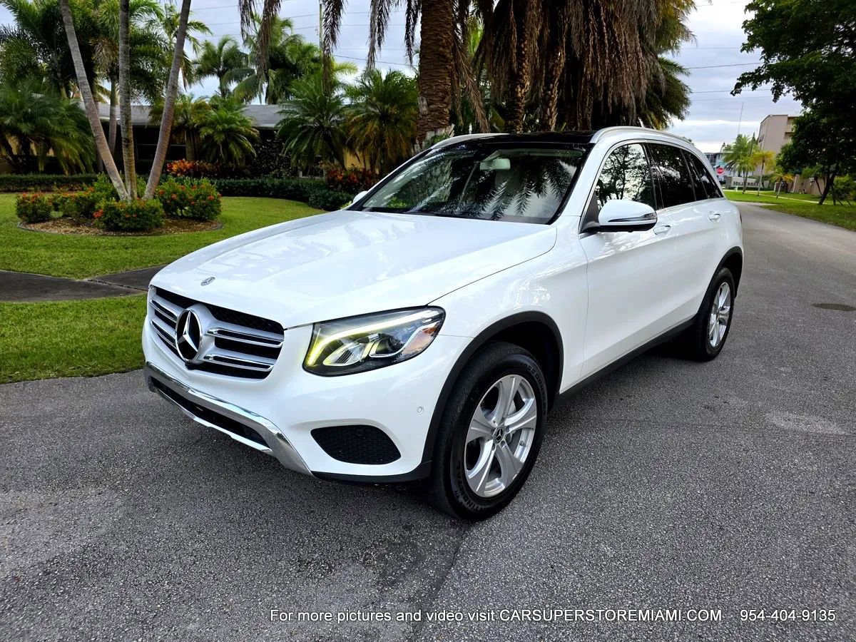 Used 2018 Mercedes-Benz GLC 300 w/ Premium Package image 62