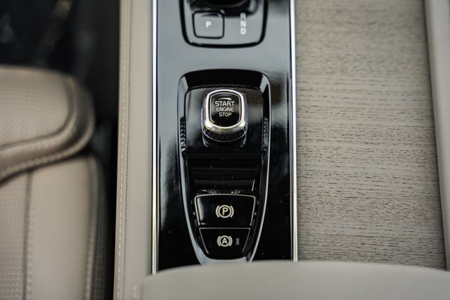 New 2026 Volvo XC90 T8 Ultra w/ Protection Package Premier AWD/4WD image 27